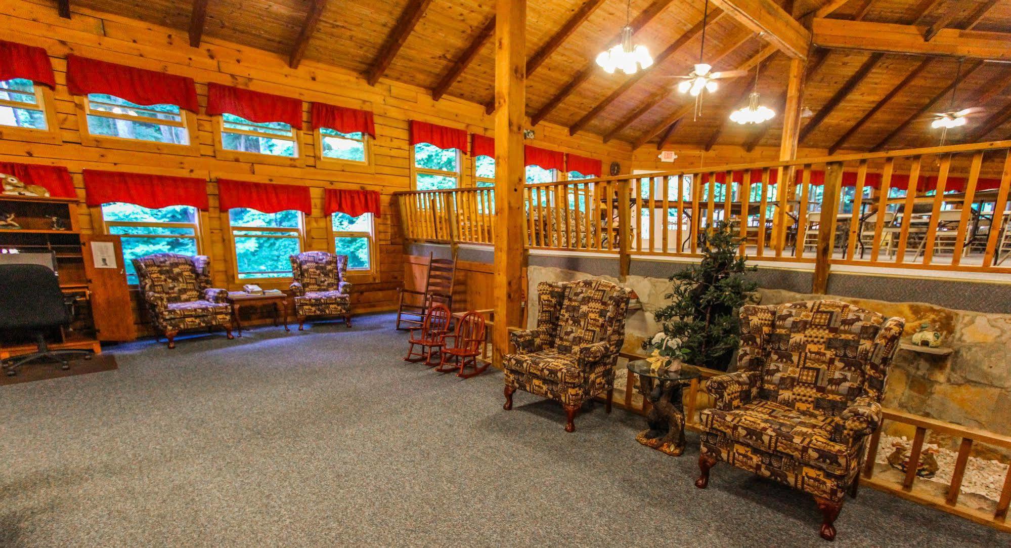 Smoketree Lodge Banner Elk Exterior photo